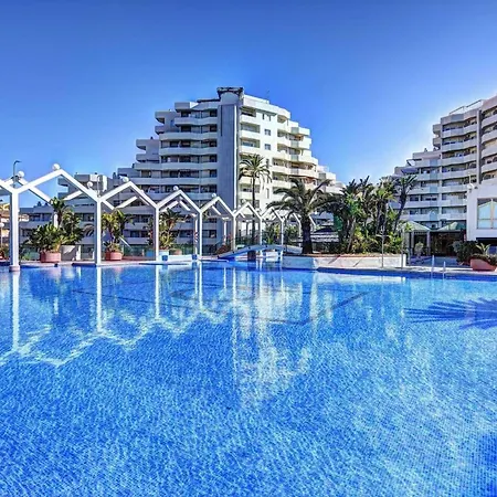 With Sea Views And Large Terrace * Бенальмадена